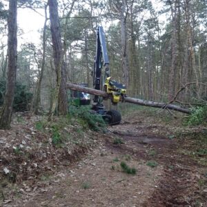 Harvester aan het werk